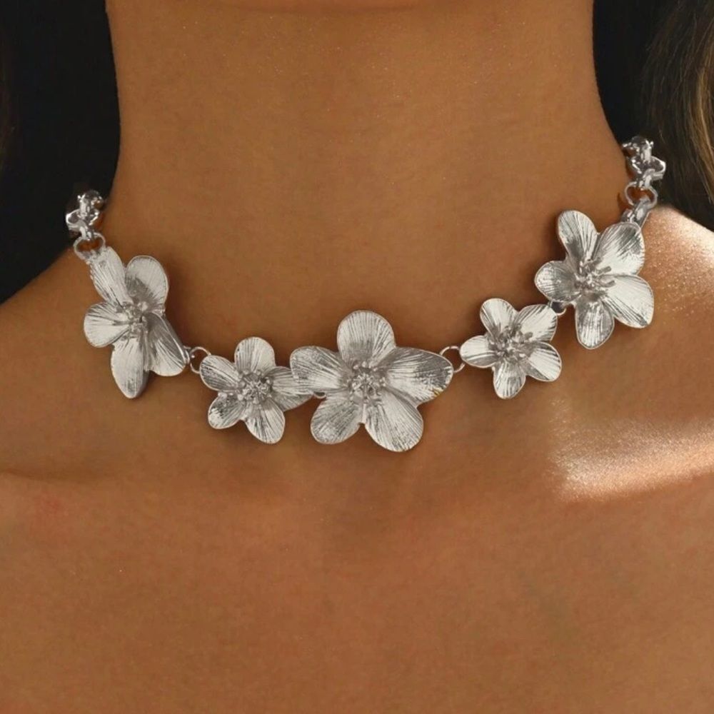 Floral Silver Necklace #1731